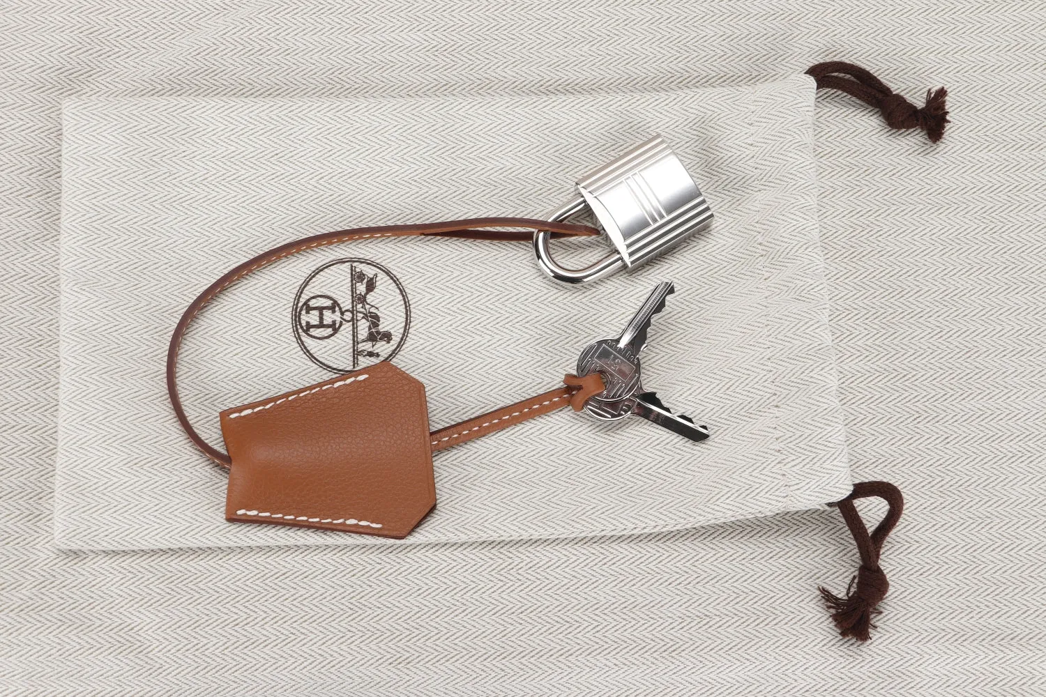 Hermes HAC 40 (Stamp Z), Criss Gold Evercolor Leather with Beige Toile, Silver Hardware, with Keys, Lock, Dust Cover & Box